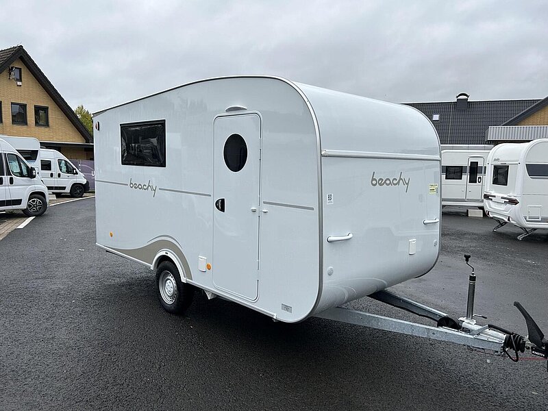 Titelbild Hobby Beachy 450
